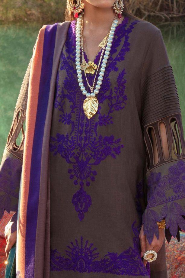 img_sana_safinaz_winter_shawl_2020_awwal_boutique