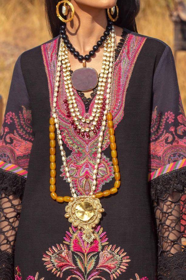 img_sana_safinaz_winter_shawl_2020_awwal_boutique