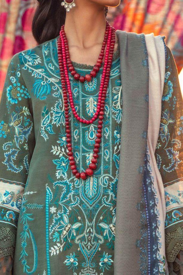 img_sana_safinaz_winter_shawl_2020_awwal_boutique