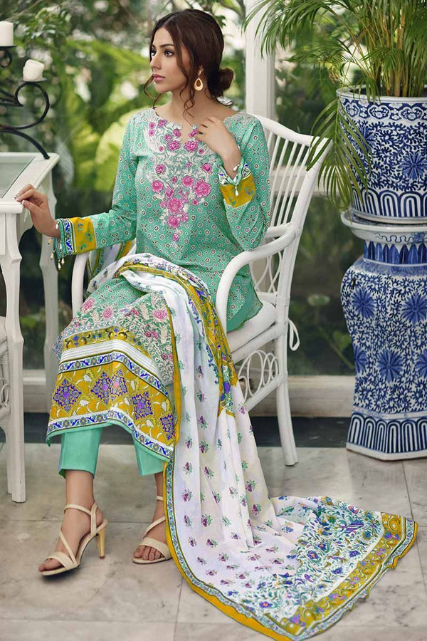 img_gul_ahmed_cambric_collection_awwal_boutique