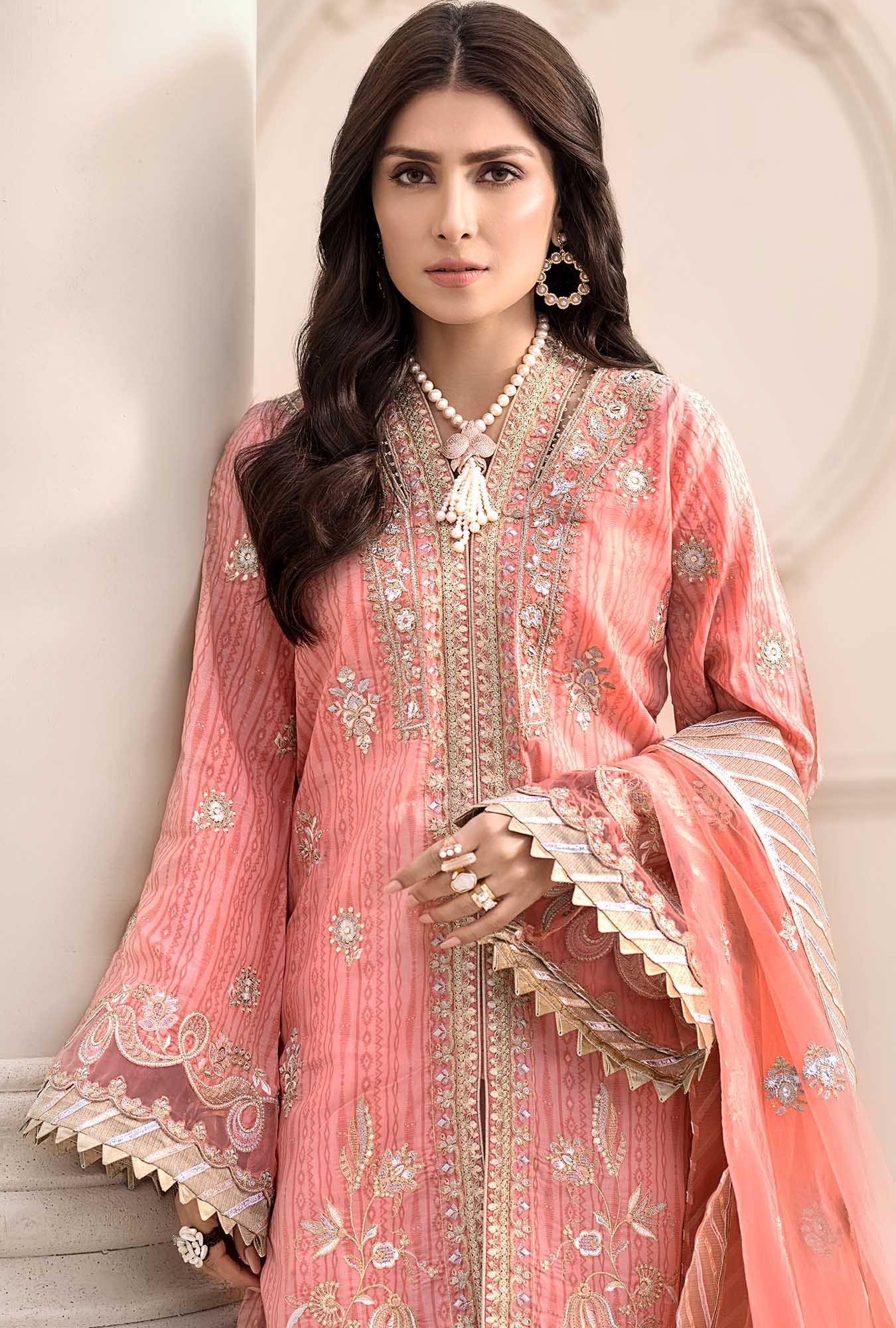 img_saadia_asad_noor_lawn_2020_awwal_boutique