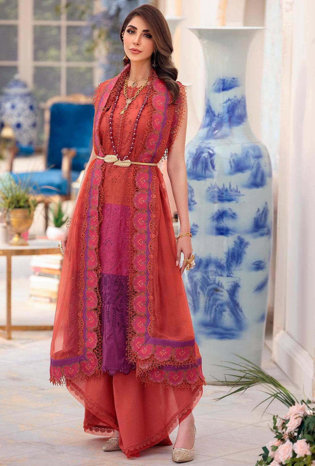 img_saadia_asad_chikankari_lawn_22_awwal_boutique
