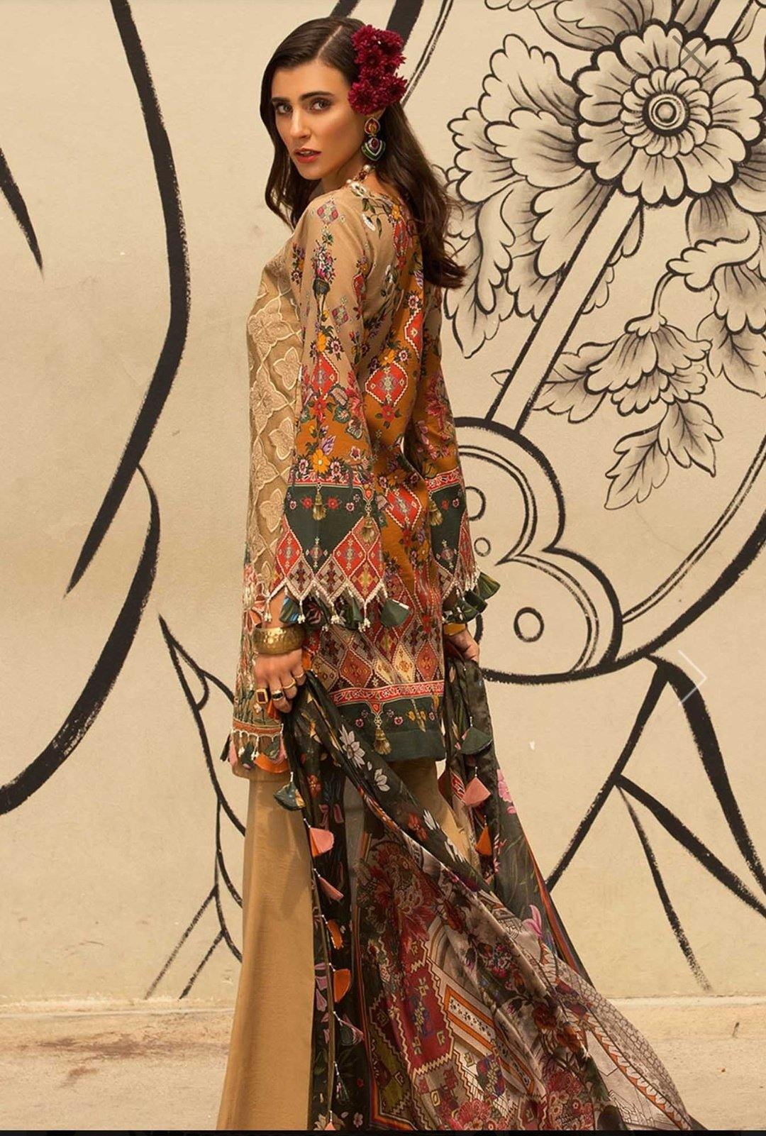 img_saadia_asad_noor_lawn_awwal_boutique