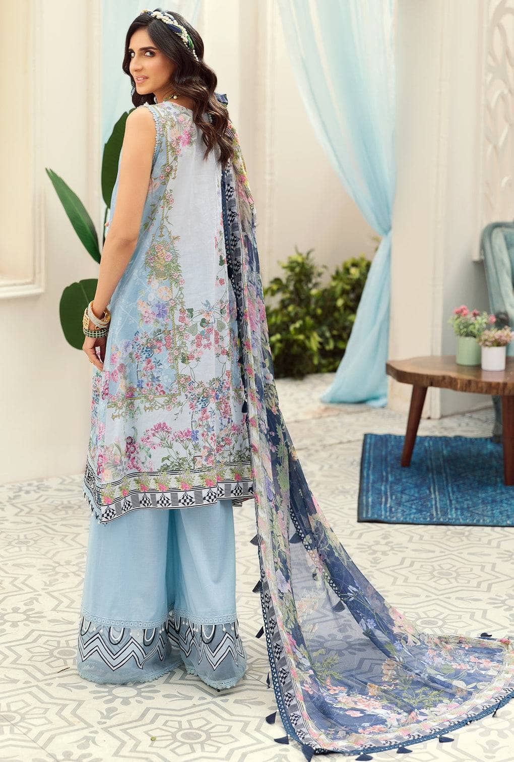 img_saadia_asad_lawn_22_awwal_boutique