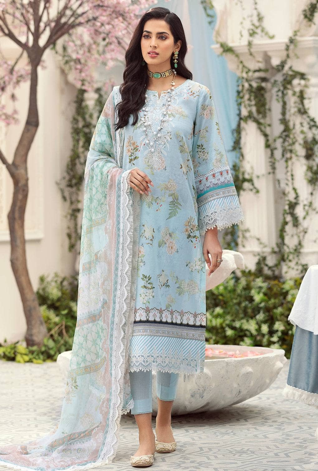 img_saadia_asad_lawn_22_awwal_boutique
