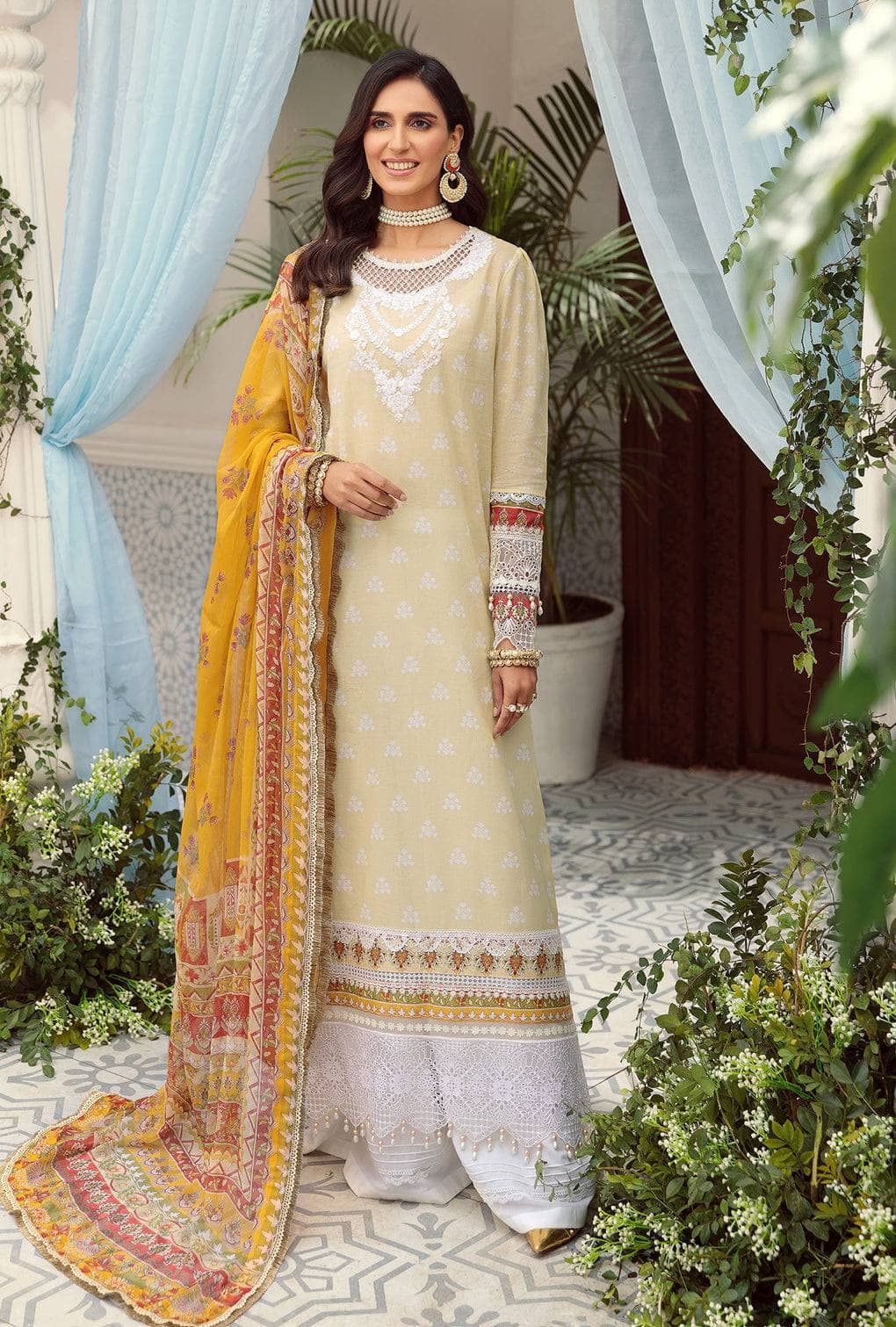 img_saadia_asad_lawn_22_awwal_boutique
