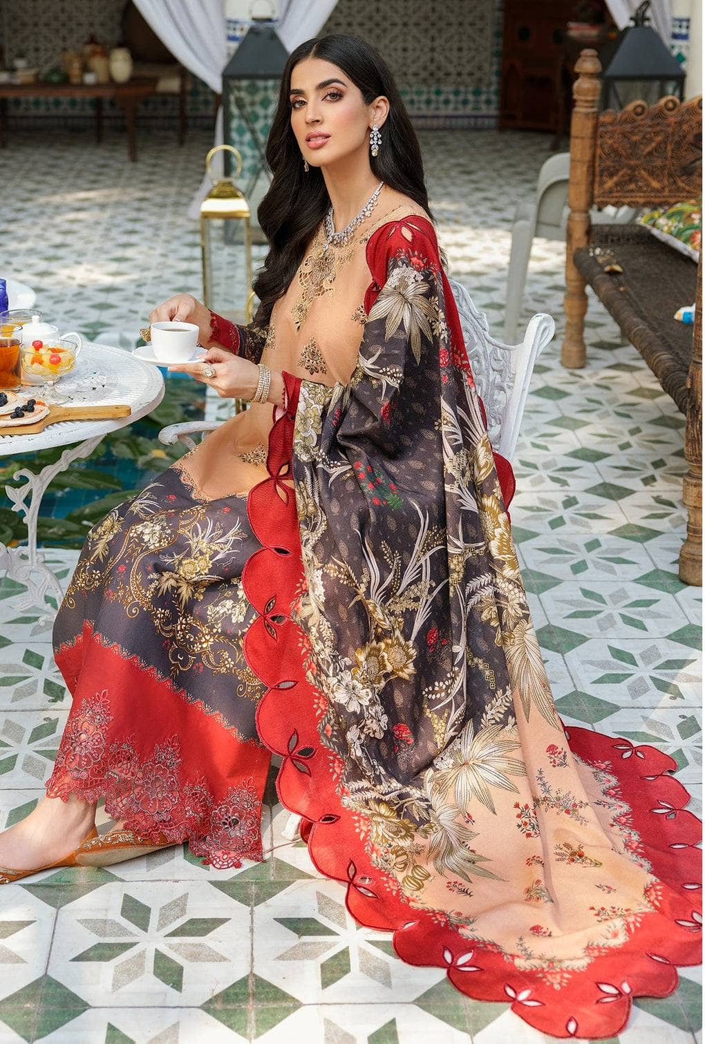 img_saadia_asad_noor_embroidered_Prints_woolen_shawl_awwal_boutique