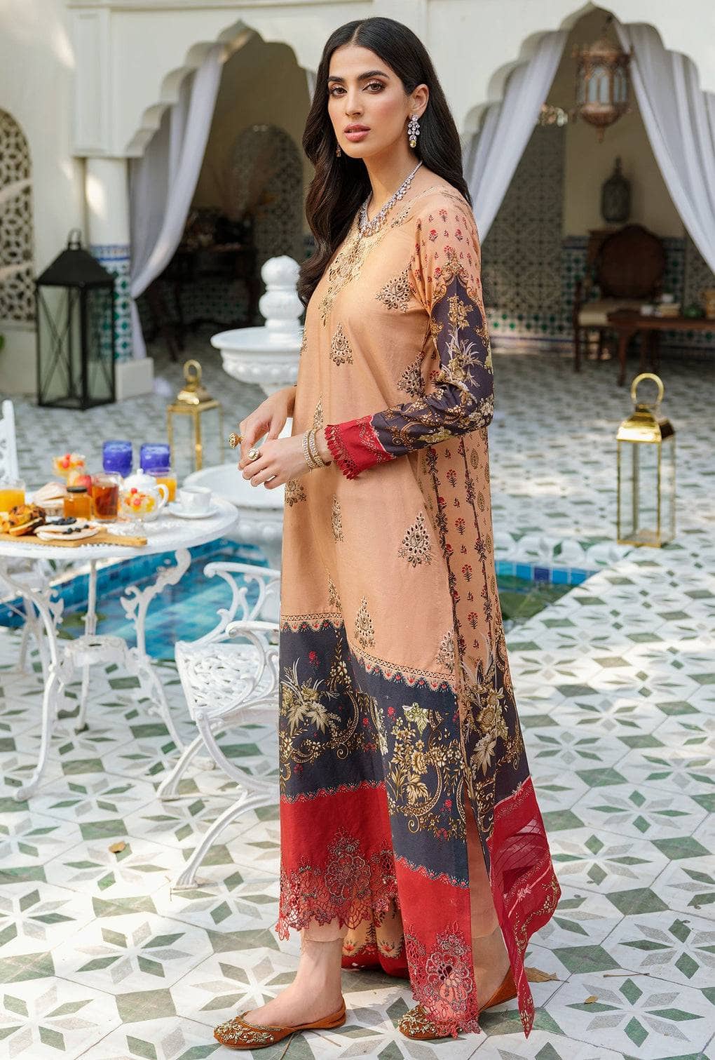 img_saadia_asad_noor_embroidered_Prints_woolen_shawl_awwal_boutique