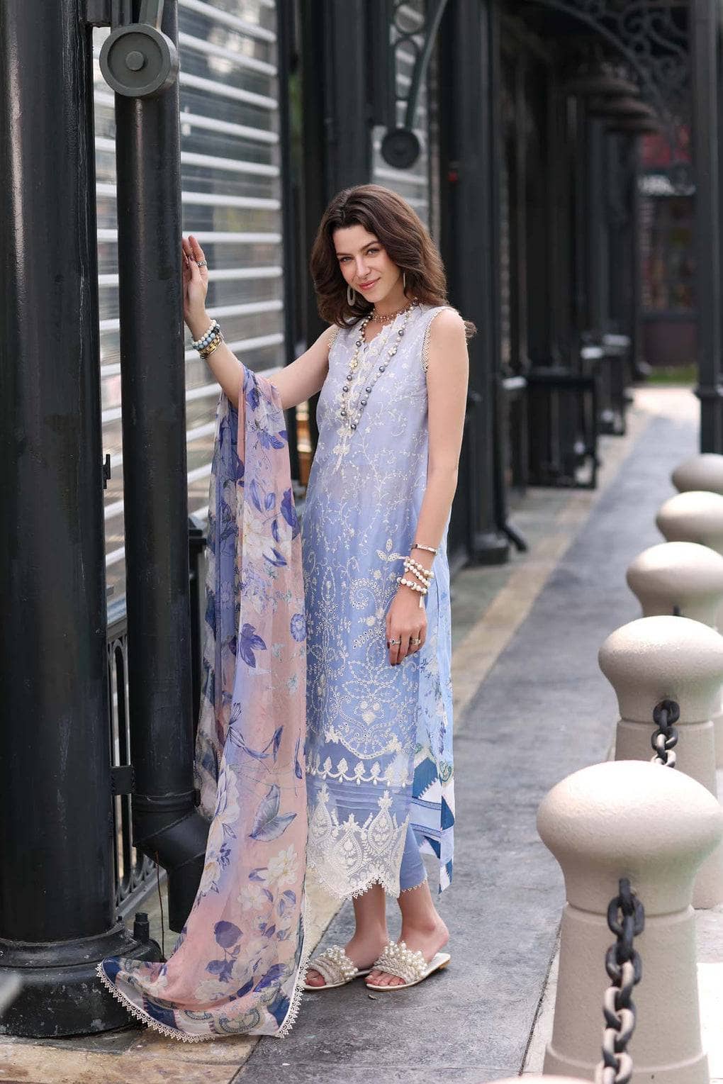 img_saadia_asad_noor_luxe_printkari_awwal_boutique