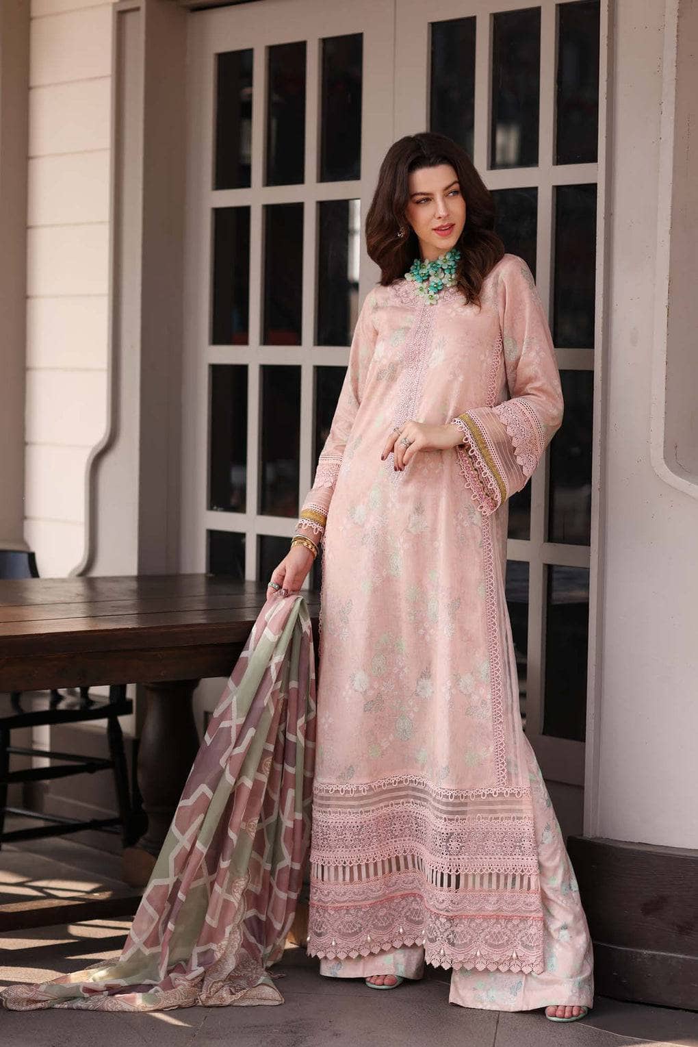 img_saadia_asad_lawn_awwal_boutique