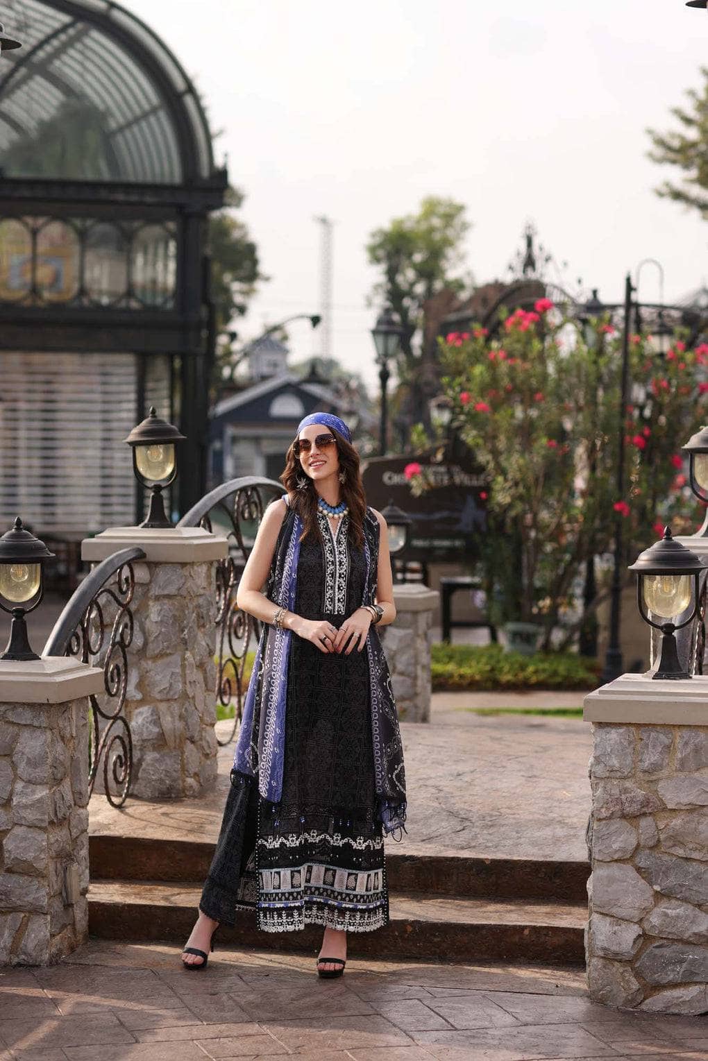 img_saadia_asad_noor_luxe_printkari_awwal_boutique