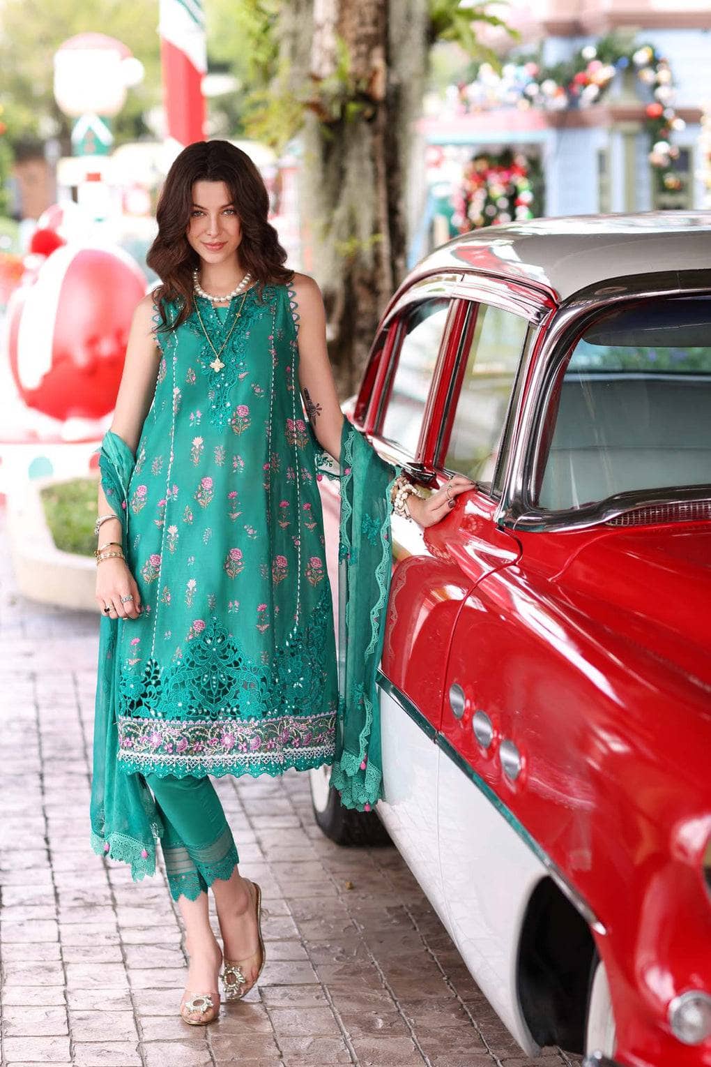 img_saadia_asad_noor_luxe_printkari_awwal_boutique