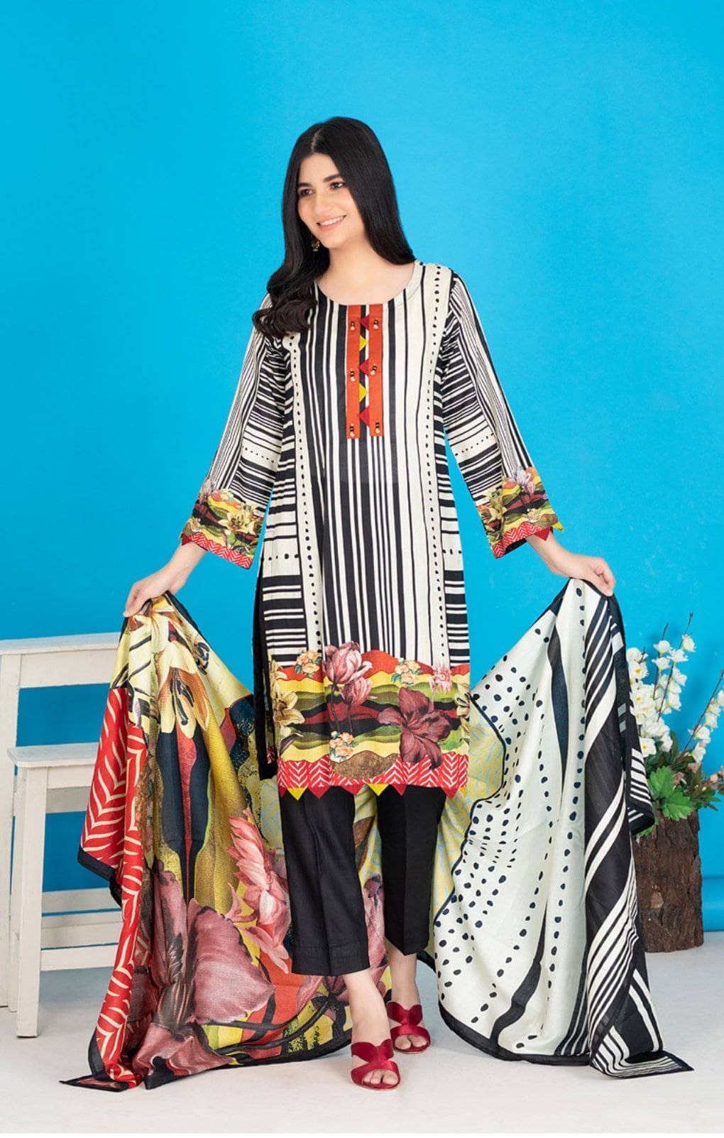 img_sahil_economy_lawn_collection_awwal_boutique_black_and_white