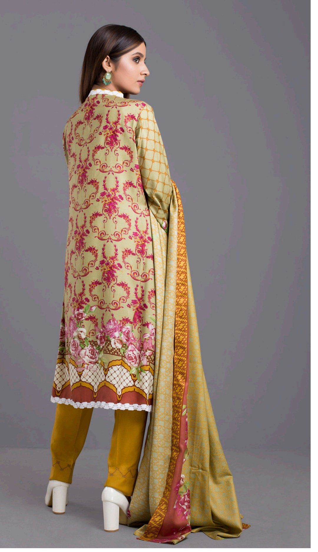 img_sahil_linen_collection_awwal_boutique