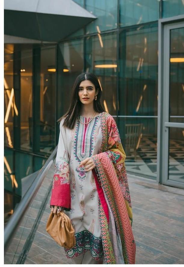 img_spotted_saira_rizwan_ittehad_awwal_boutique