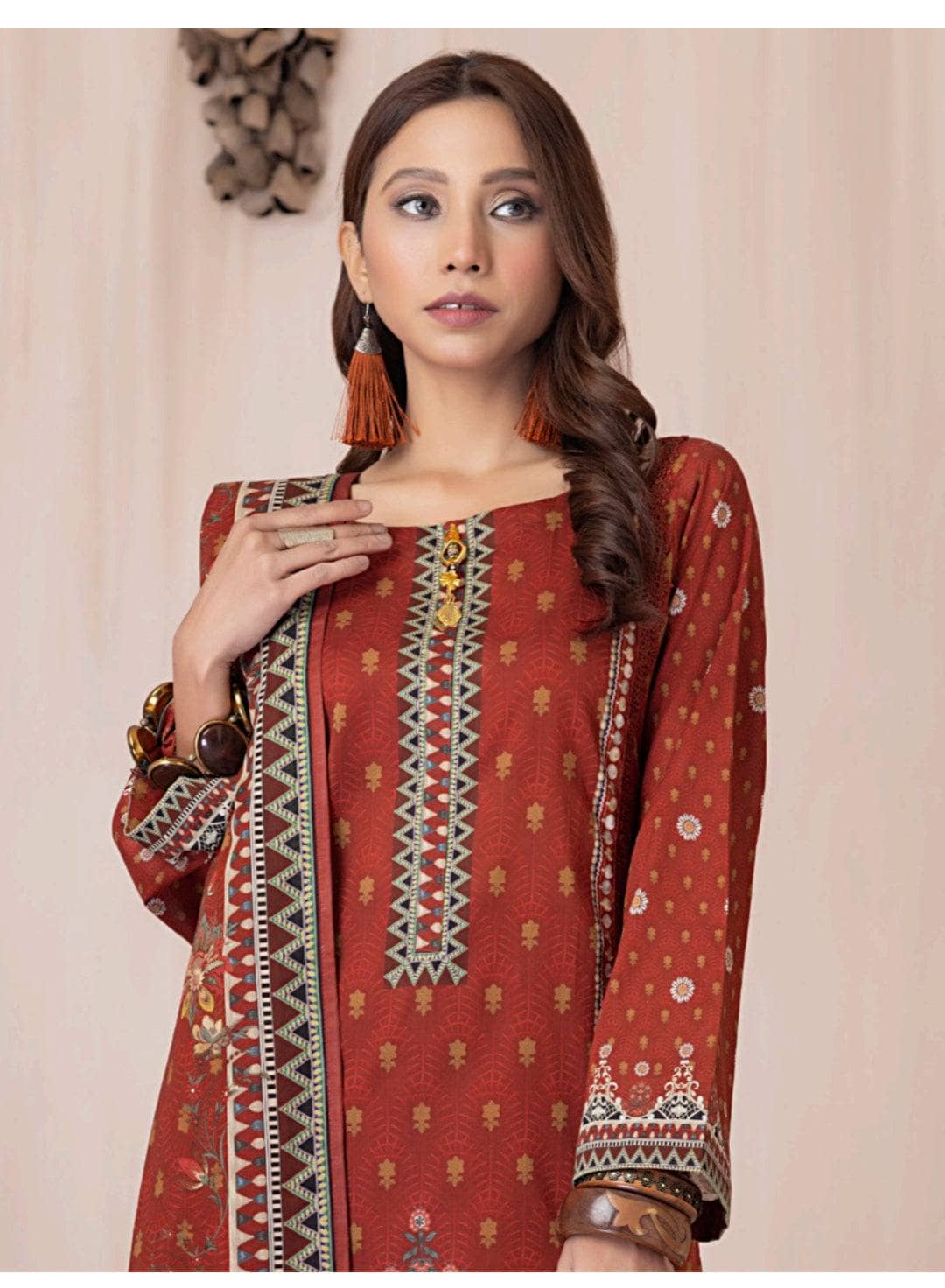 img_salina_printed_lawn_by_regalia_awwal_boutique