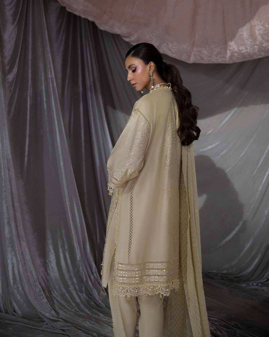 img_sana_safinaz_badla_awwal_boutique