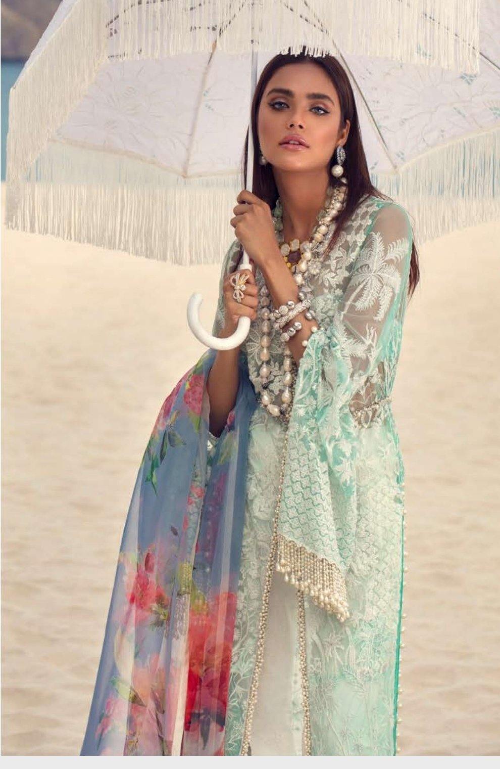 img_sana_safinaz_lawn_collection_awwal_boutique