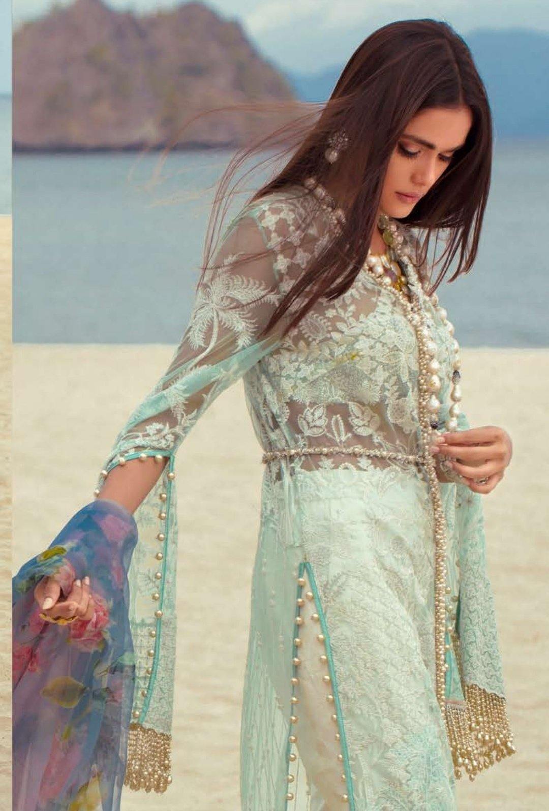 img_sana_safinaz_lawn_collection_awwal_boutique