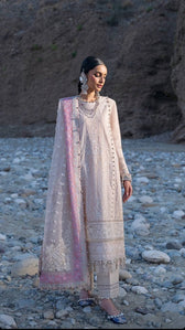 img_sana_safinaz_luxury_lawn_23_awwal_boutique_awwal_boutique
