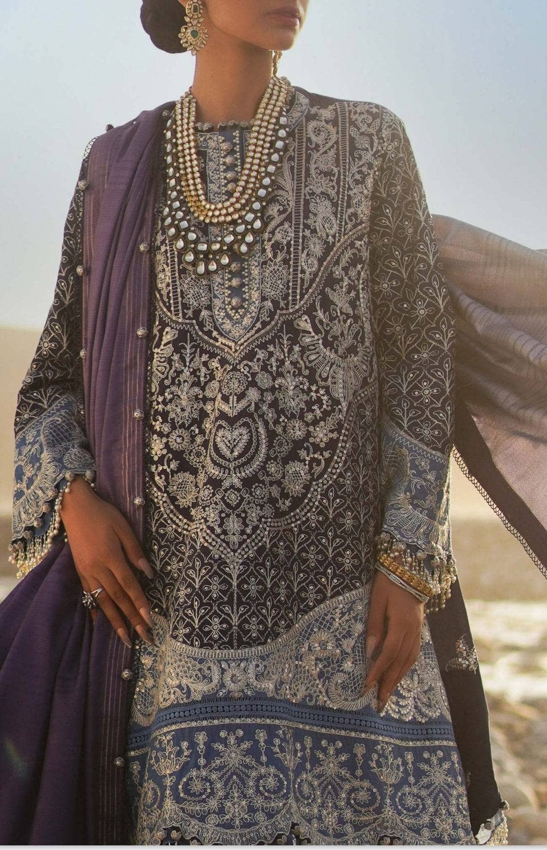 img_sana_safinaz_luxury_lawn_23_awwal_boutique_awwal_boutique