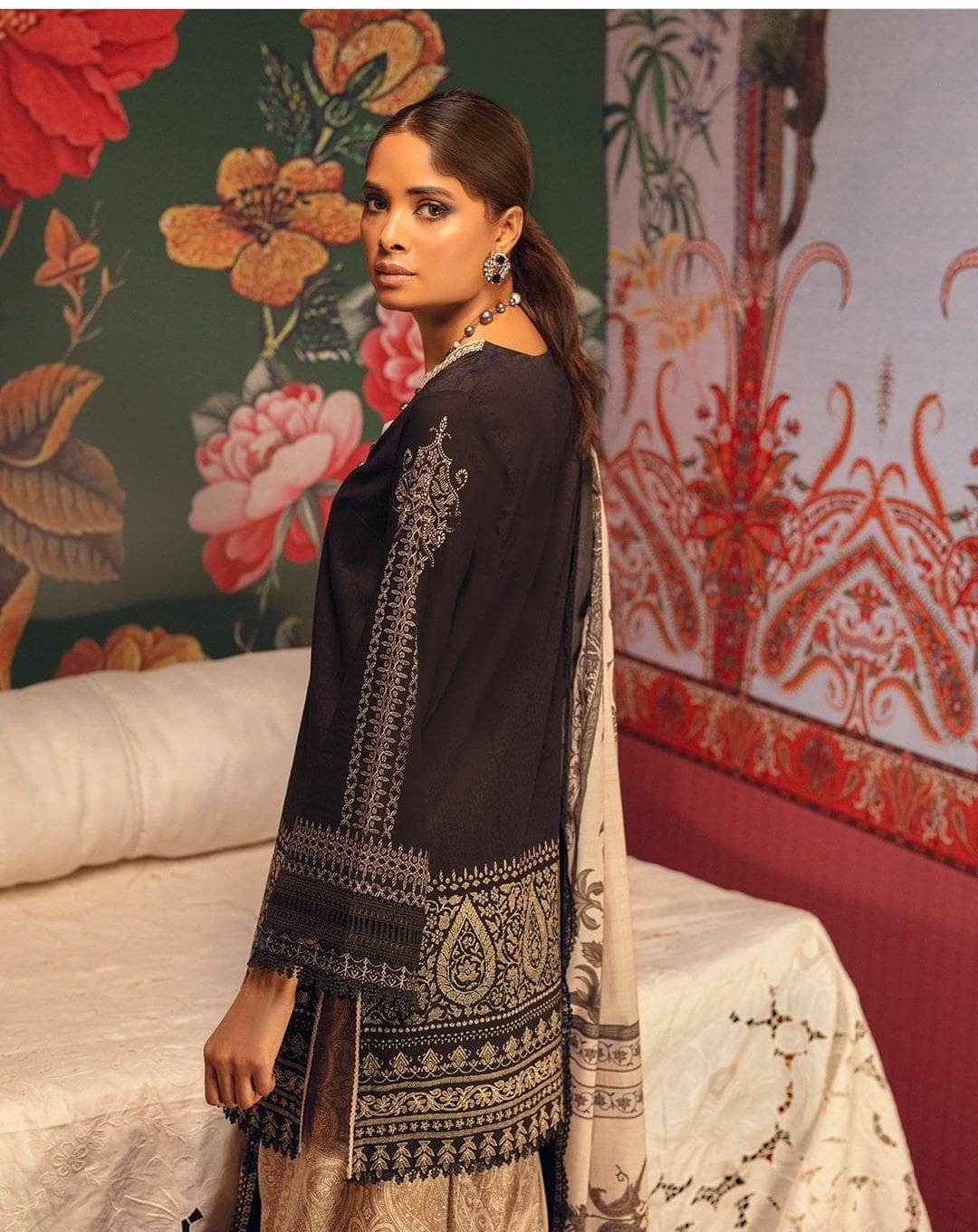 img_sana_safinaz_mahay_lawn_2021_awwal_boutique