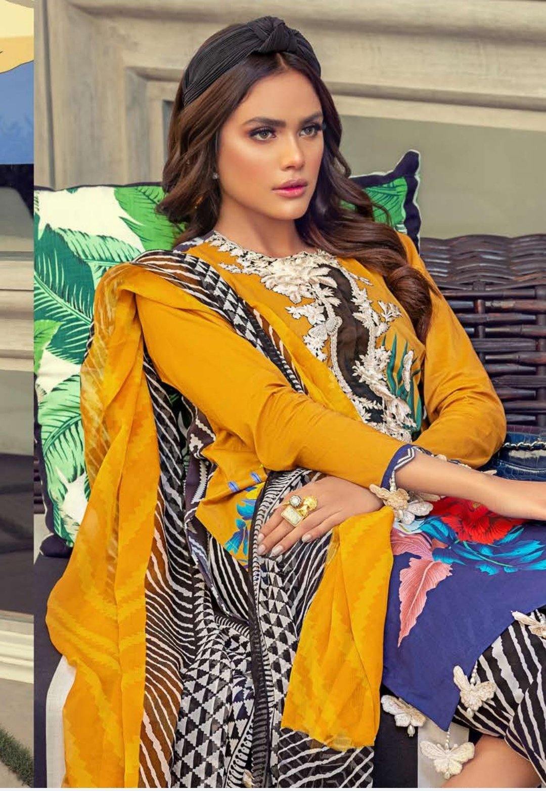 img_sana_safinaz_muzlin_lawn_collection_awwal_boutique