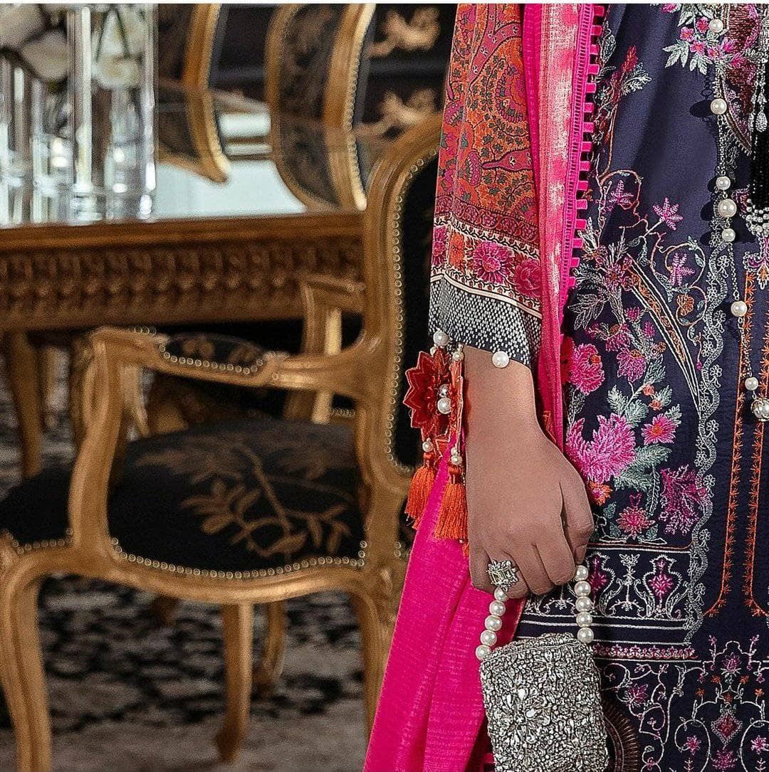 img_sana_safinaz_lawn_2021_awwal_boutique