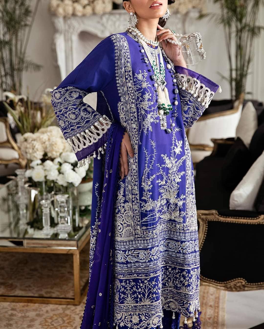 img_sana_safinaz_lawn_2021_awwal_boutique
