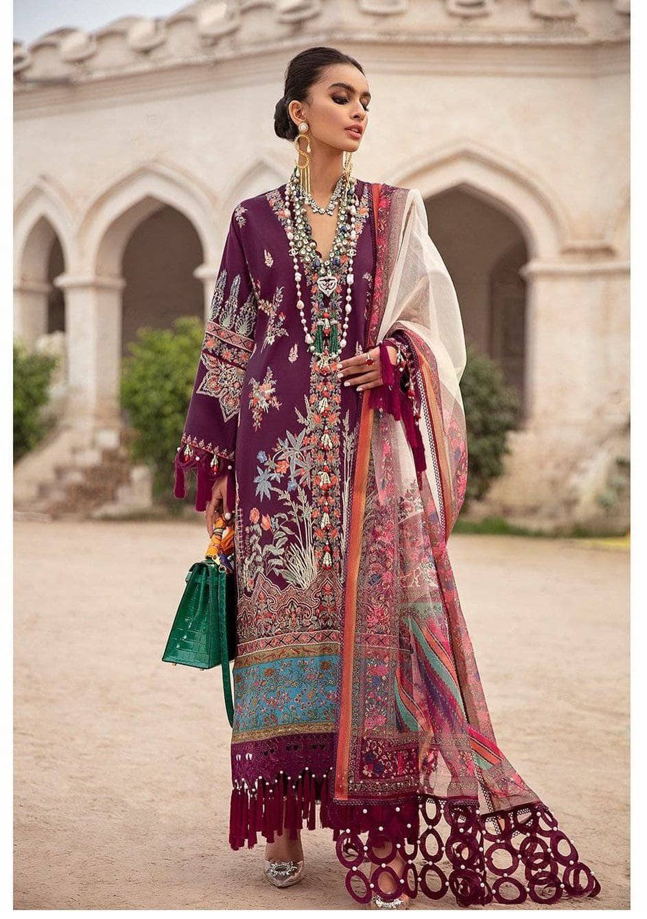 img_sana_safinaz_lawn_2021_awwal_boutique