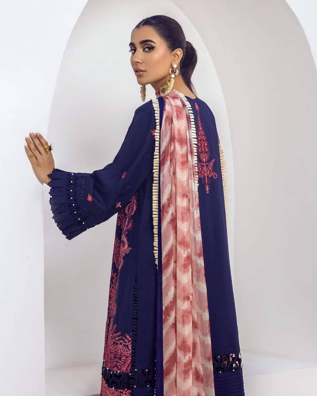 img_sana_safinaz_muzlin_lawn_2021_awwal_boutique