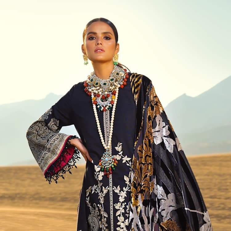 img_sana_safinaz_luxury_shawl_collection_1A_awwal_boutique