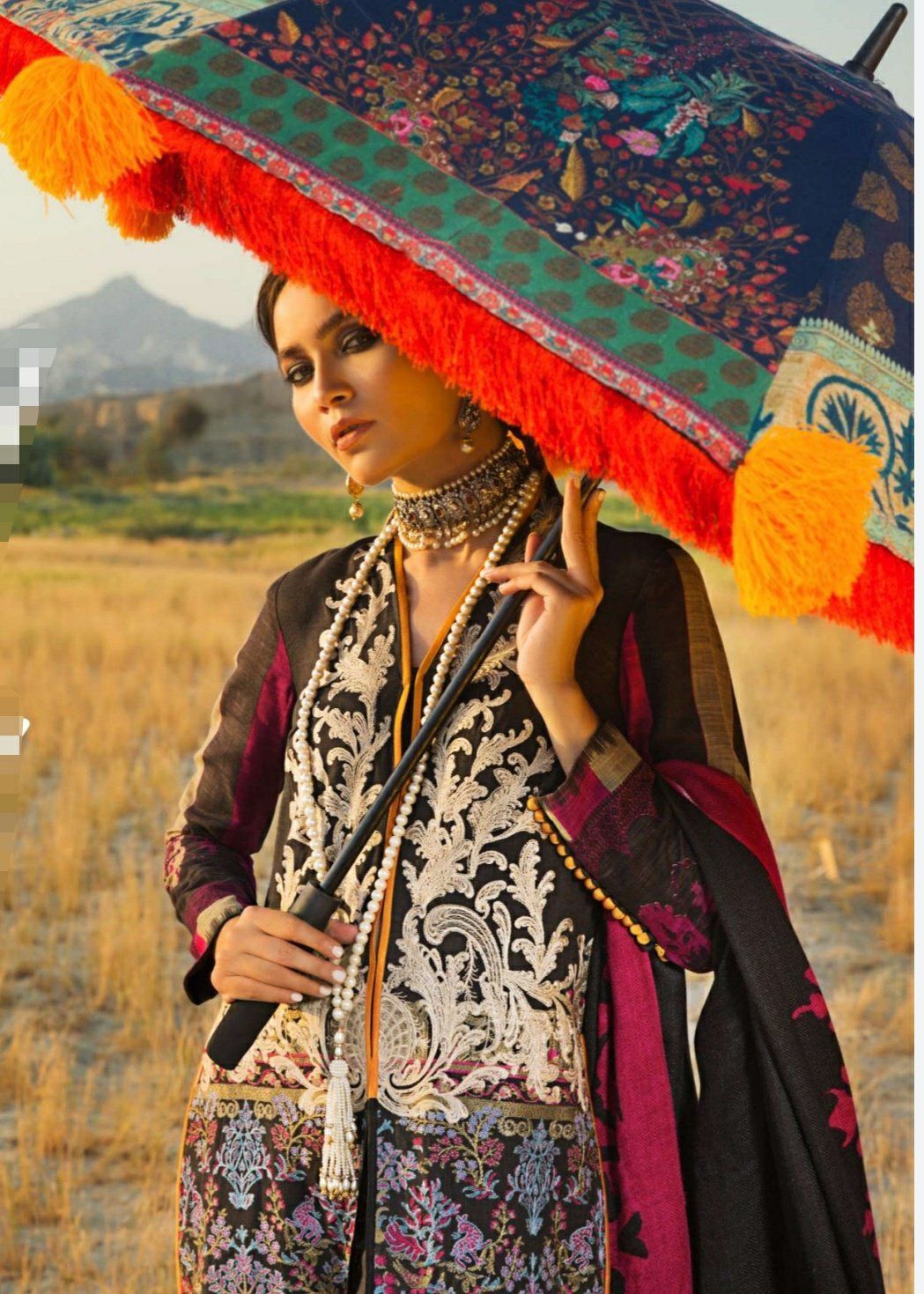 img_sana_safinaz_luxury_shawl_collection_27_awwal_boutique
