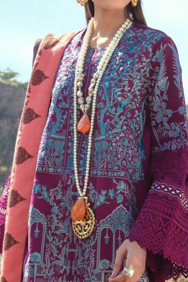 img_sana_safinaz_winter_shawl_2020_awwal_boutique