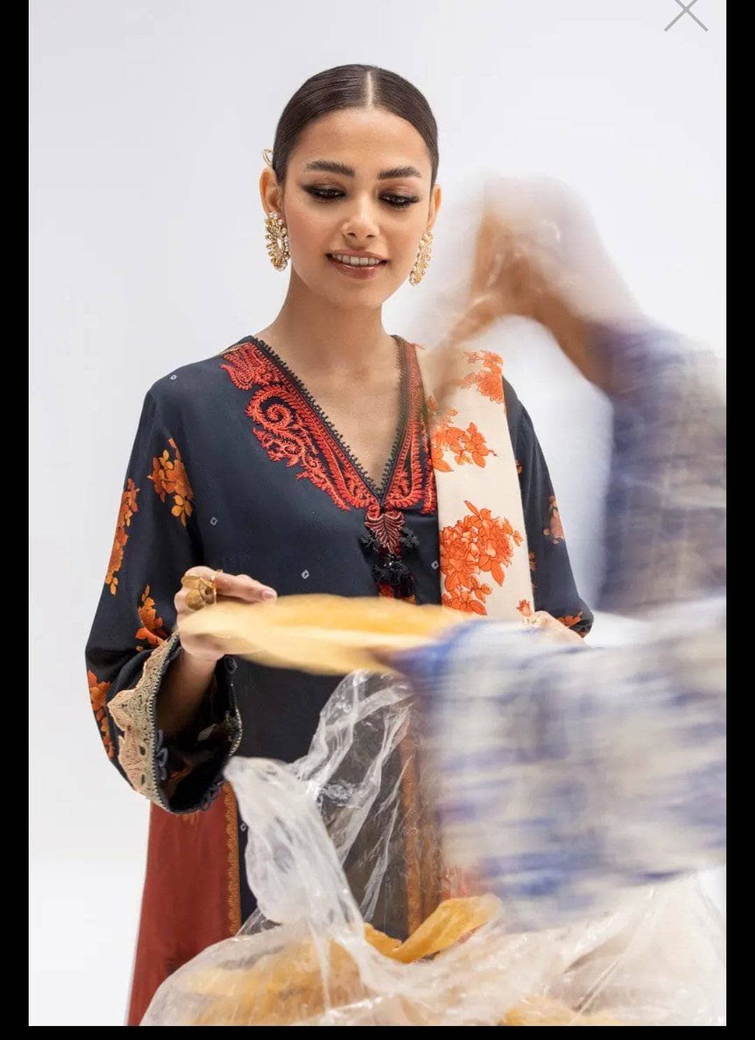 img_sana_safinaz_winter_21_awwal_boutique