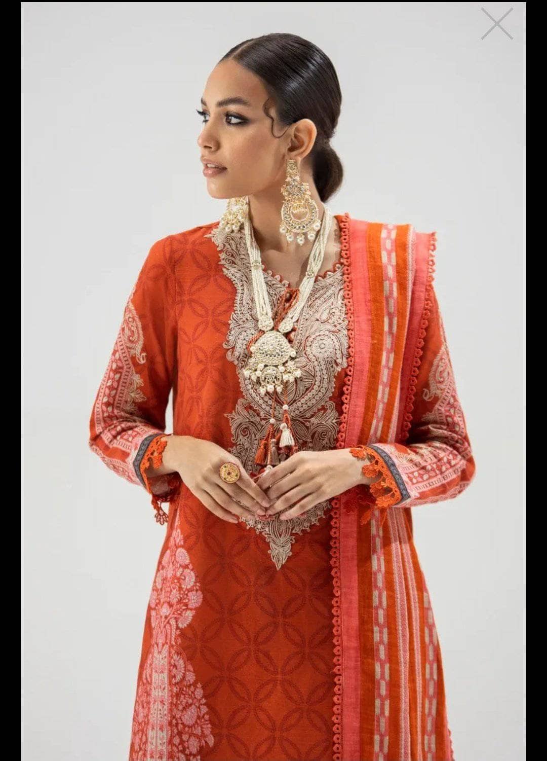 img_sana_safinaz_mahay_winter_21_awwal_boutique