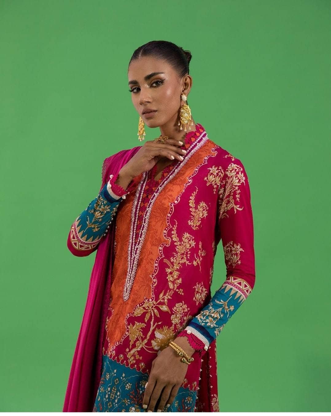 img_sana_safinaz_mahay_lawn_22_awwal_boutique