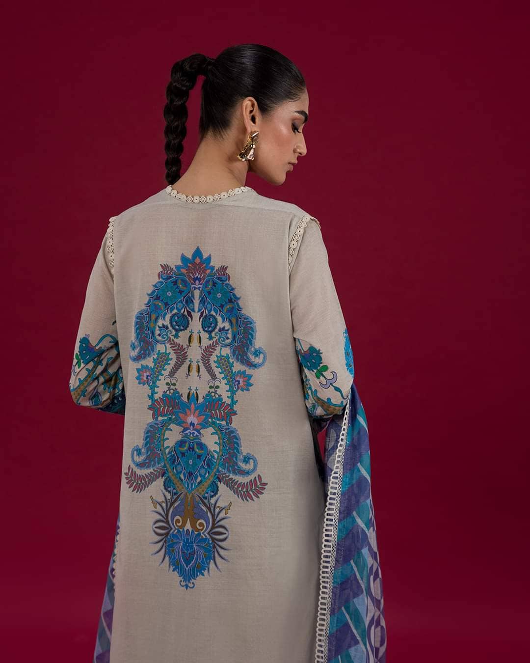img_sana_safinaz_mahay_lawn_22_awwal_boutique