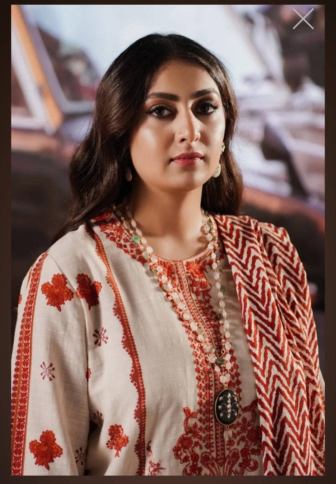 img_sana_safinaz_mahay_winter_22_awwal_boutique