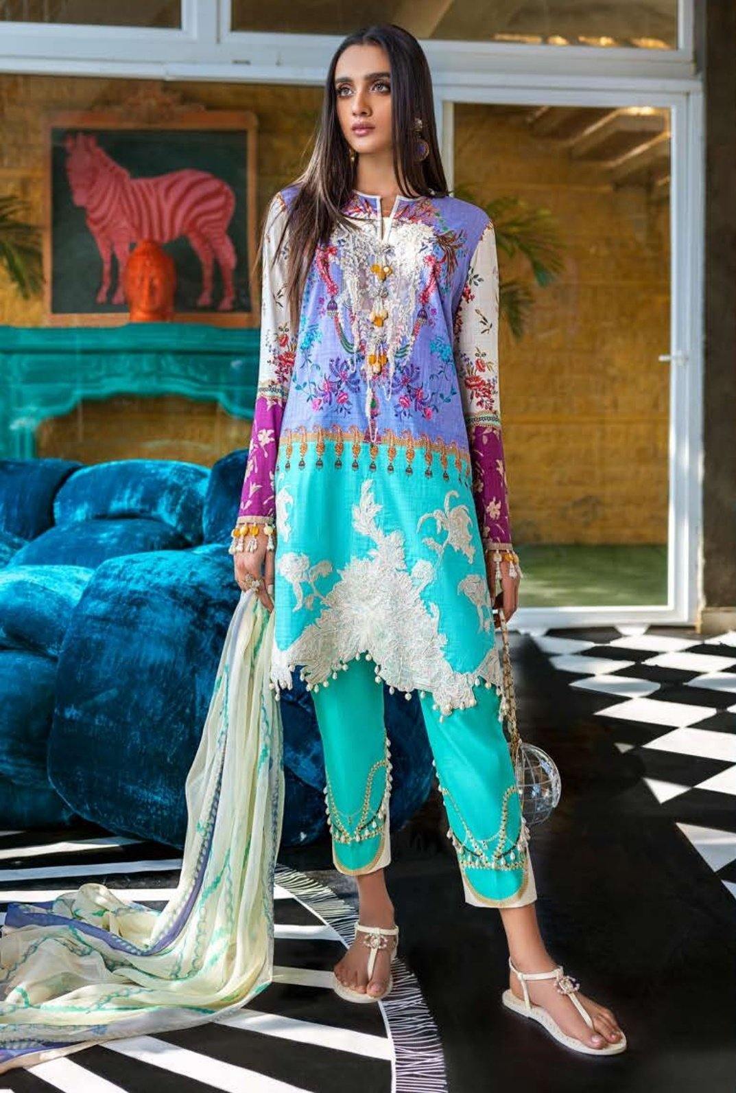 img_sana_safinaz_muzlin_lawn_collection_awwal_boutique