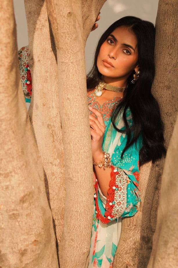 Img_sana_safinaz_muzlin_23_awwal_boutique