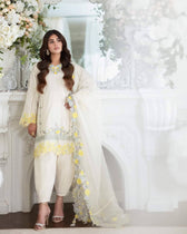 Img_sana_safinaz_muzlin_23_awwal_boutique
