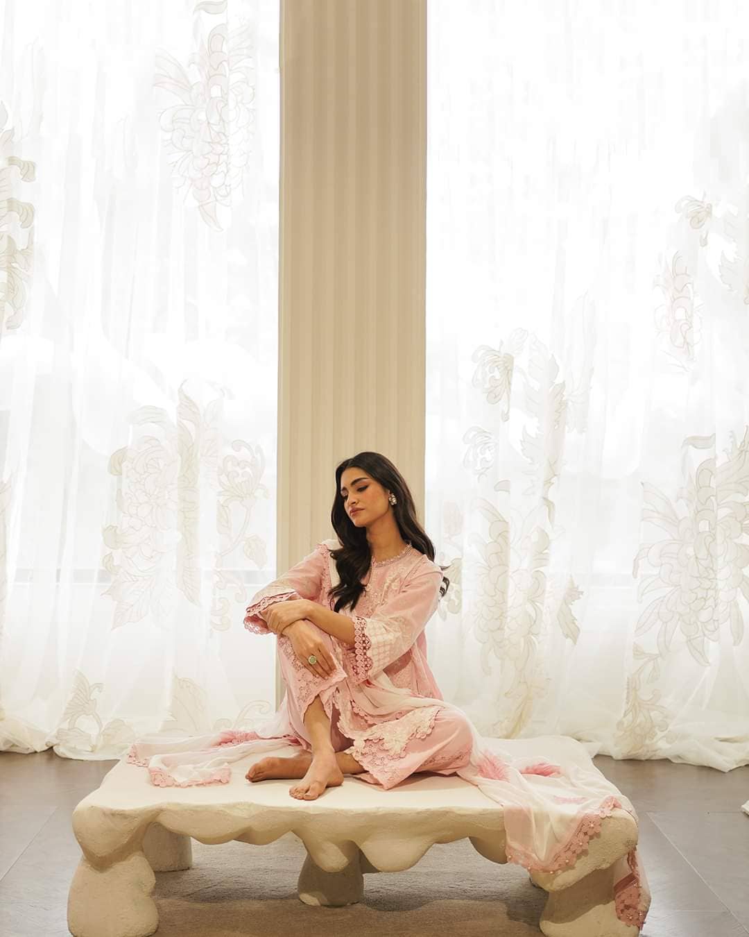 Img_sana_safinaz_muzlin_23_awwal_boutique