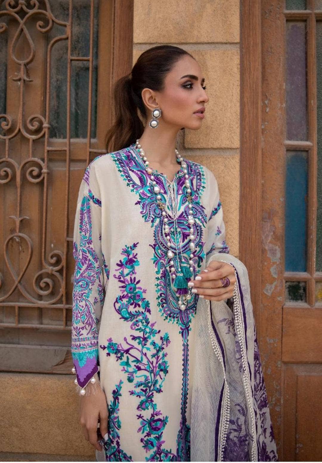 img_sana_safinaz_muzlin_22_awwal_boutique