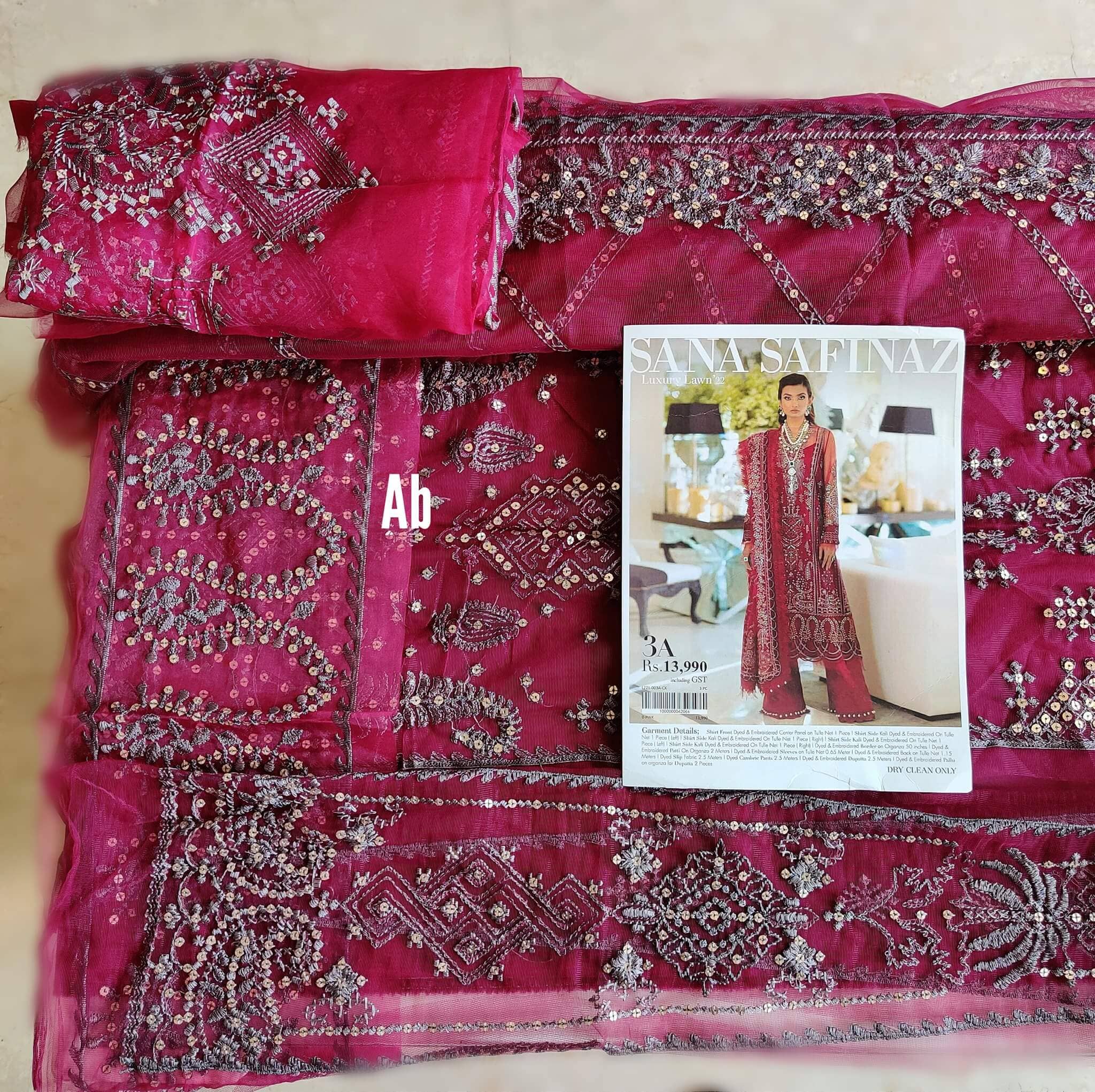 Img_open_pic_sana_safinaz_lawn_22_awwal_boutique
