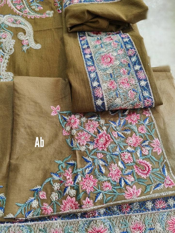 img_open_pic_sana_safinaz_winter_22_awwal_boutique