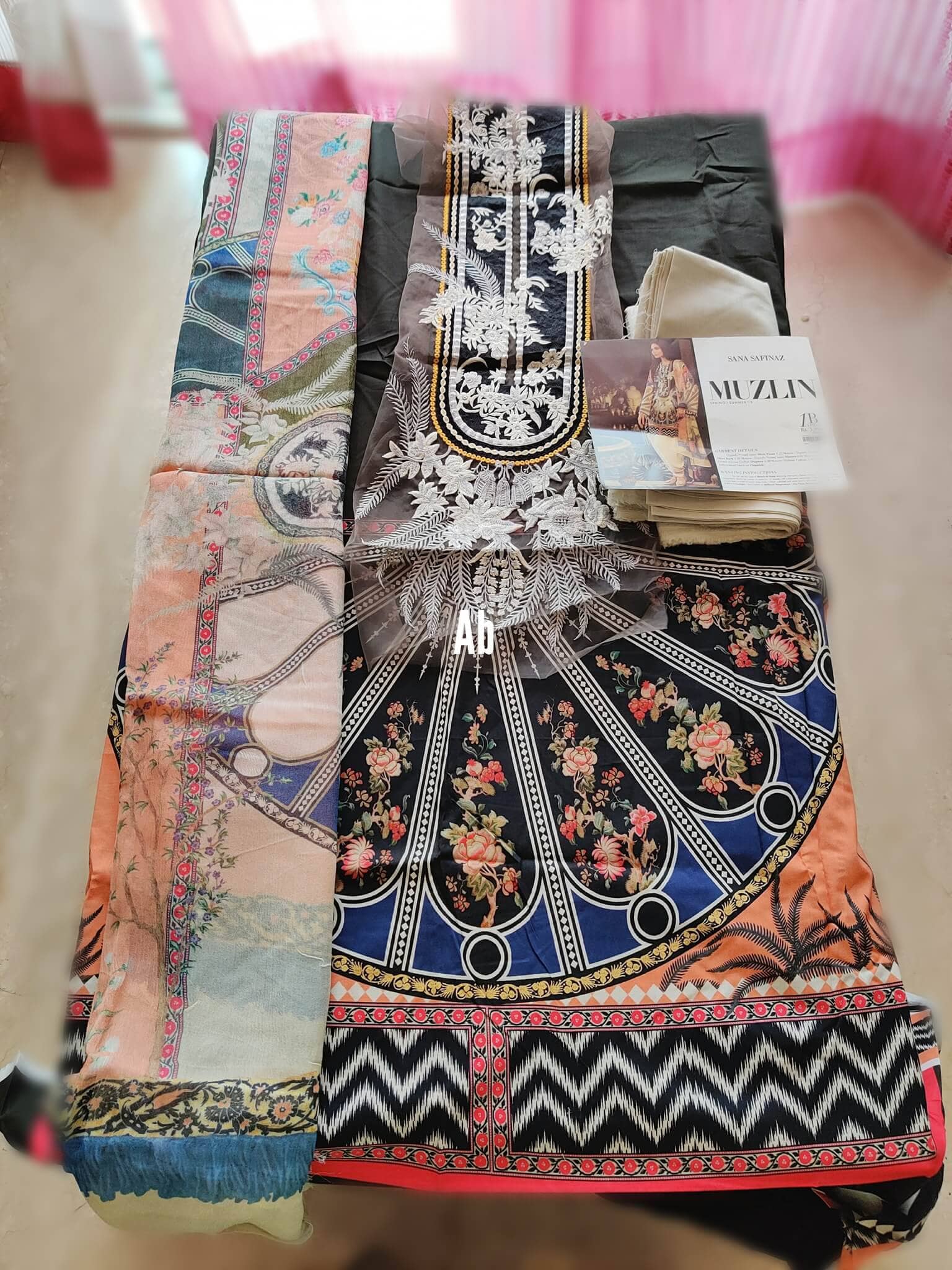img_open_pics_sana_safinaz_awwal_boutique