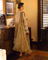 img_sana_safinaz_lawn_22_awwal_boutique