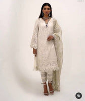 img_sana_safinaz_luxury_lawn_22_awwal_boutique