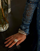 img_sana_safinaz_luxury_lawn_22_awwal_boutique